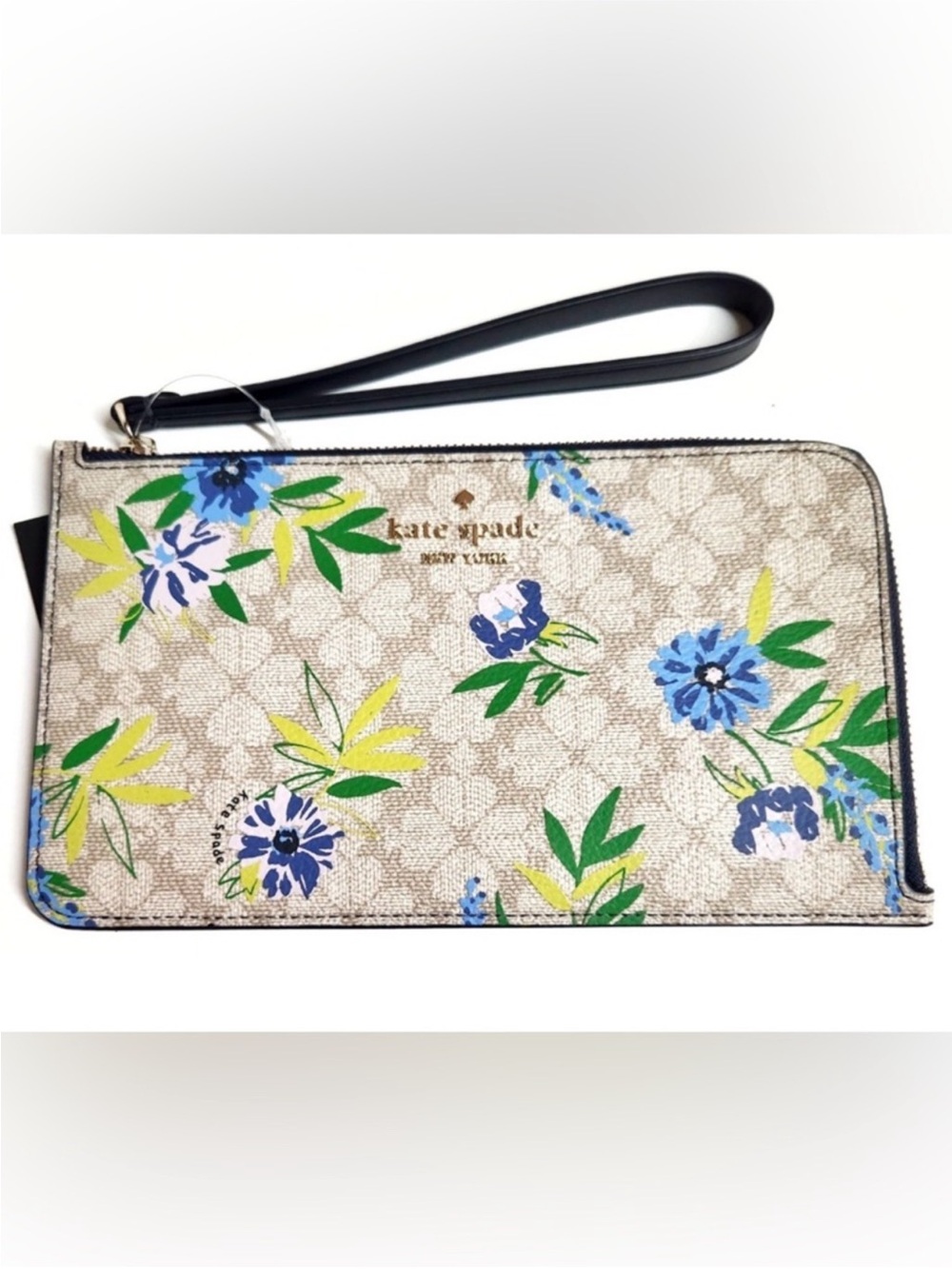 NWT Kate Spade Lucy Spade Flower Floral Medium L-Zip
Wristlet - Picture 4 of 13